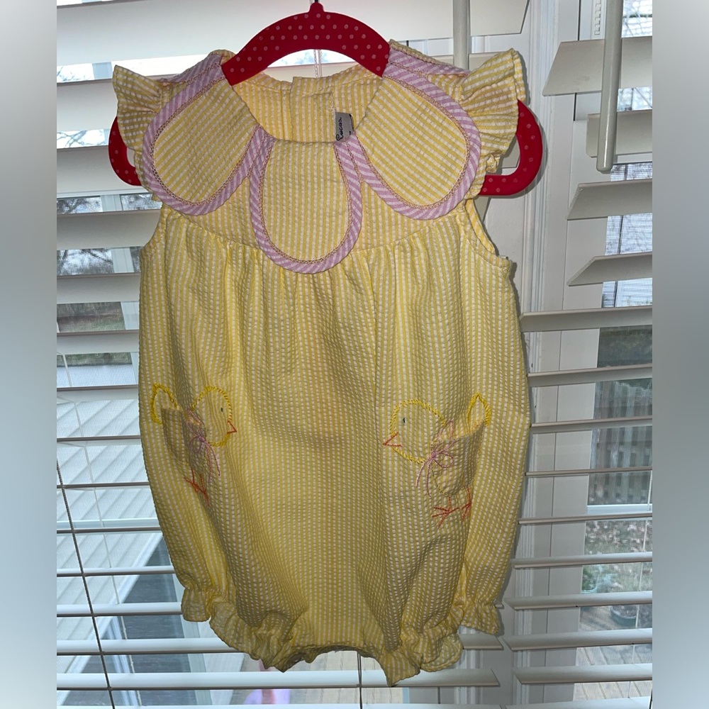 24 month like new embroidered seersucker springtime romper